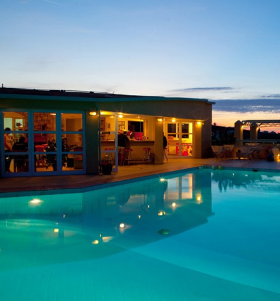   Daphne Holiday Club 3+ *** , , 