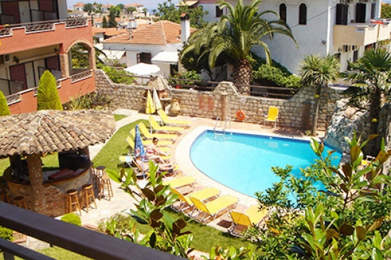   Zeus Hotel     3 ***    Afitos, Chalkidiki-Kassandra